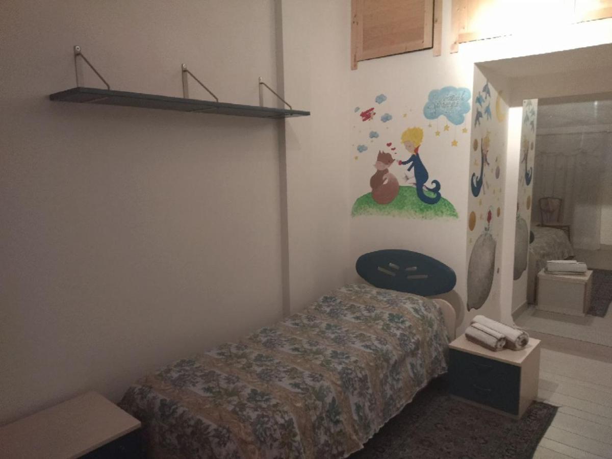 Room In Guest Room - Single Room Between Padua And Chioggia Brugine Экстерьер фото